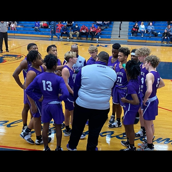 Meet your Posher, Gabe - Picture 4 of 5